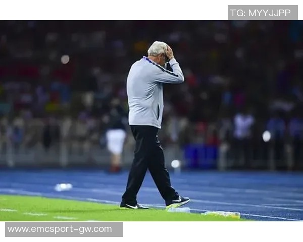 加斯佩里尼谈球队表现:失利虽令人遗憾但应保持积极向前的态度