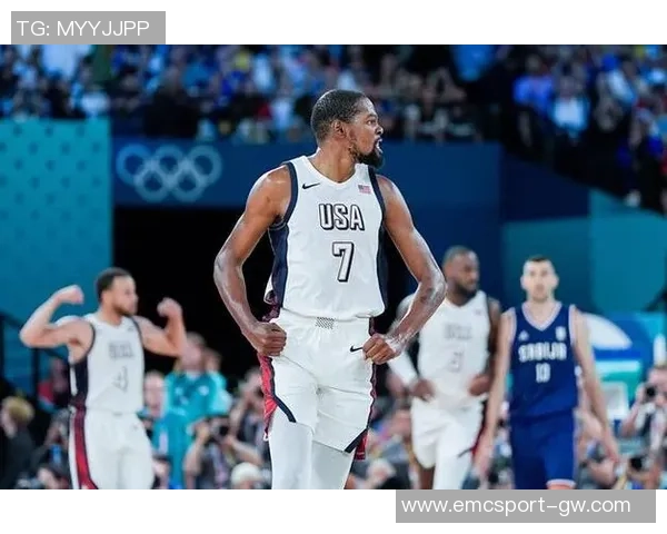 女主持询问KD洛杉矶住址引发热议KD回应称播客内容公开引人关注