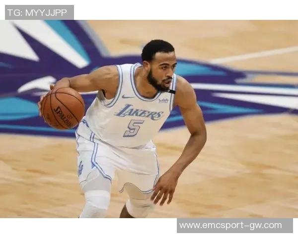 索菲坎宁安正式宣布加盟ProjectB联赛球员起薪高达200万美元 索菲坎宁安正式宣布加盟ProjectB联赛球员起薪高达200万美元